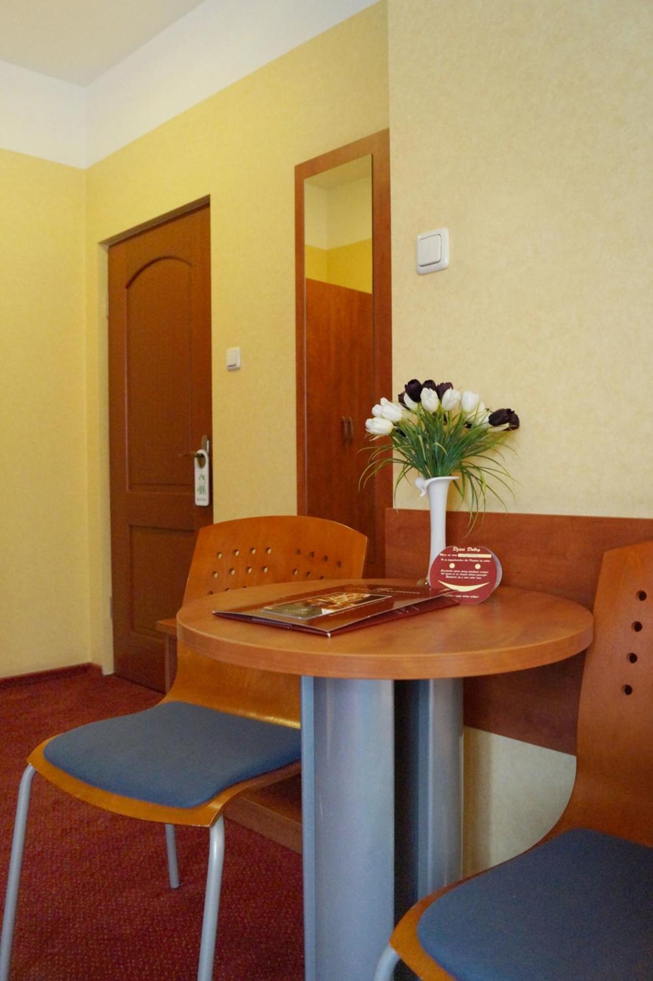 Hotel Europa Kaliszki Quarto foto